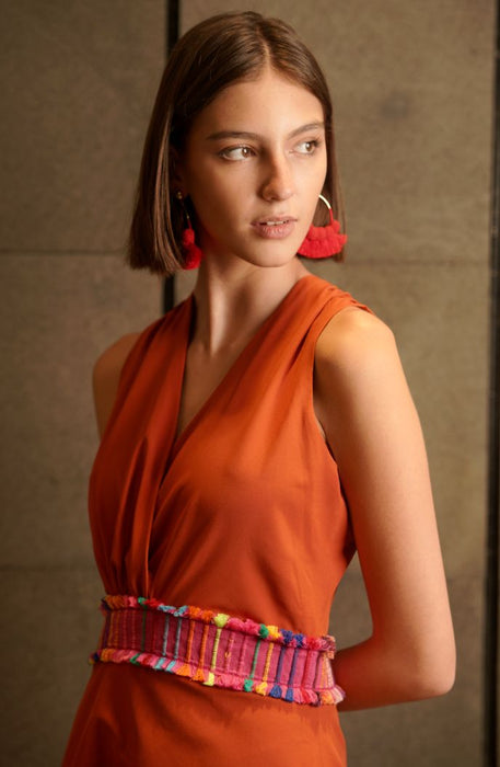 VESTIDO COLOR LADRILLO CON DETALLE TEXTIL